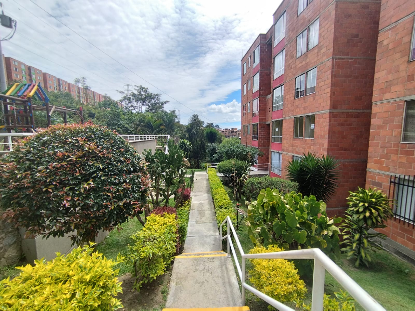 Se Arrienda Apartamento en Brisas de Robledo, Medellín