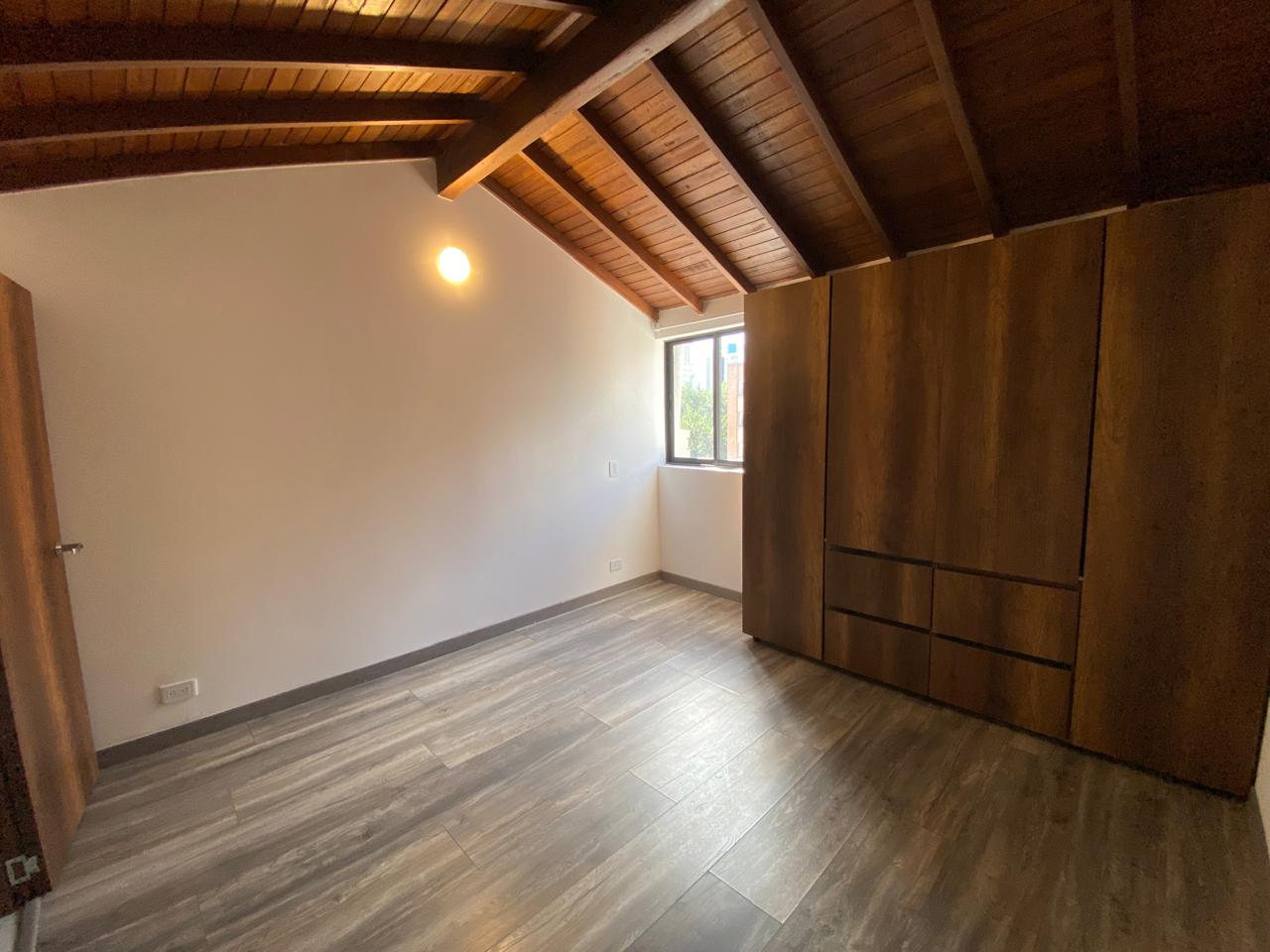 Penthouse Moderno para Arriendo en Laureles, Medellín