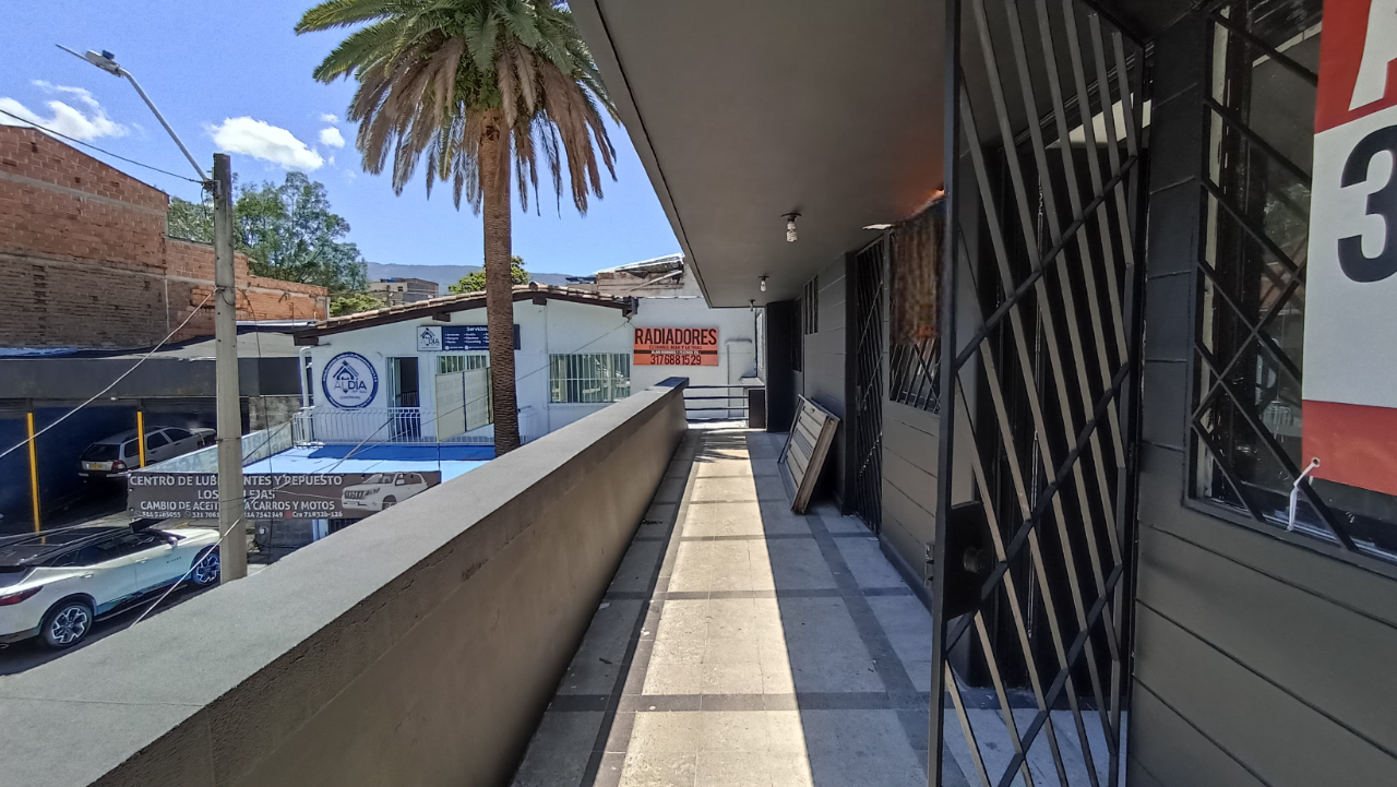Se Arrienda Casa Comercial Belen Rosales, Medellin