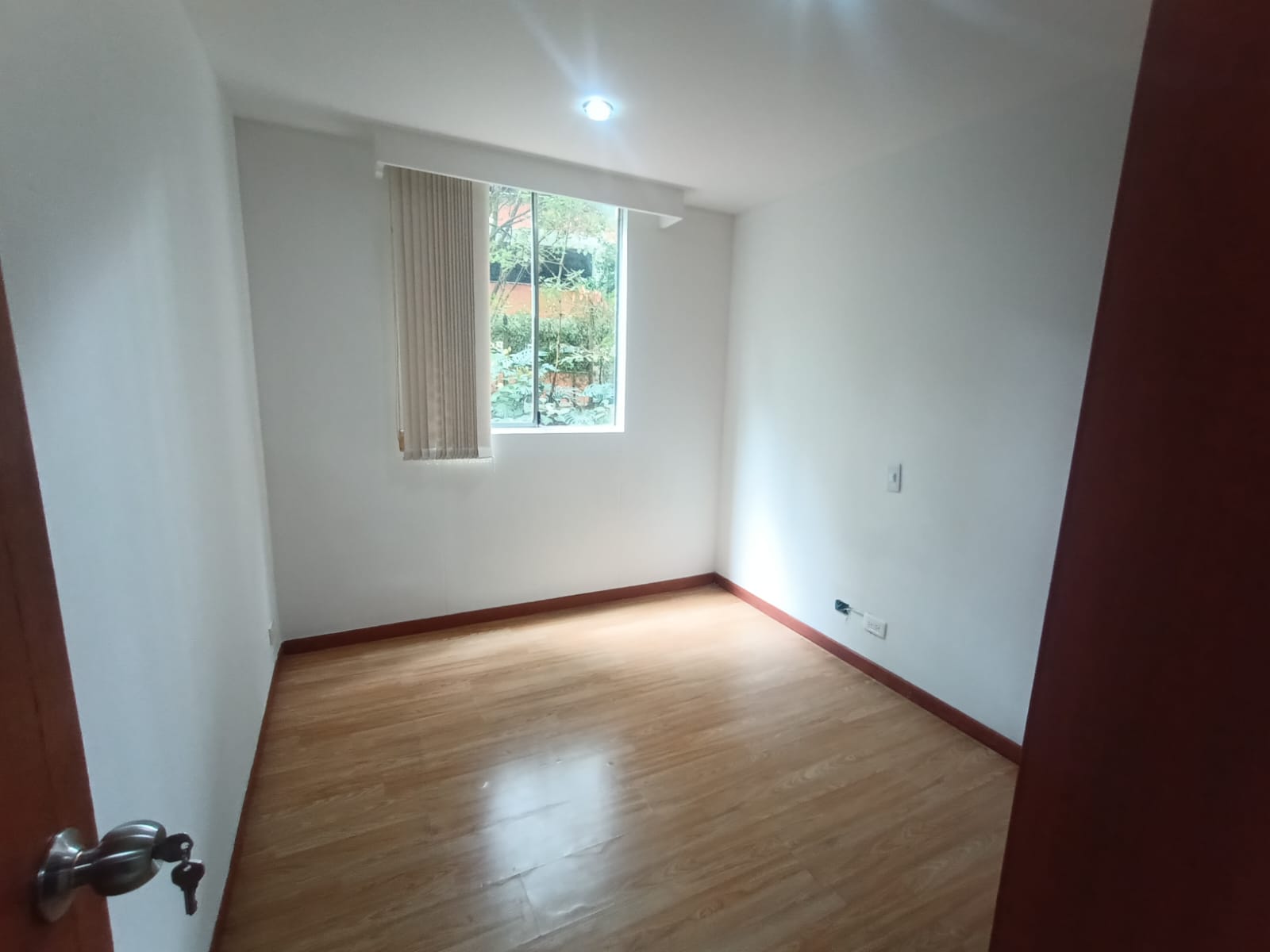 Se Arrienda Apartamento en la Loma de los Bernal, Medelín