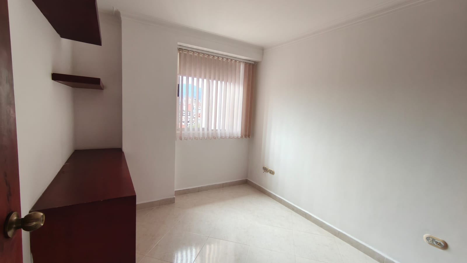 Se Arrienda Apartamento en los Colores, Medellín