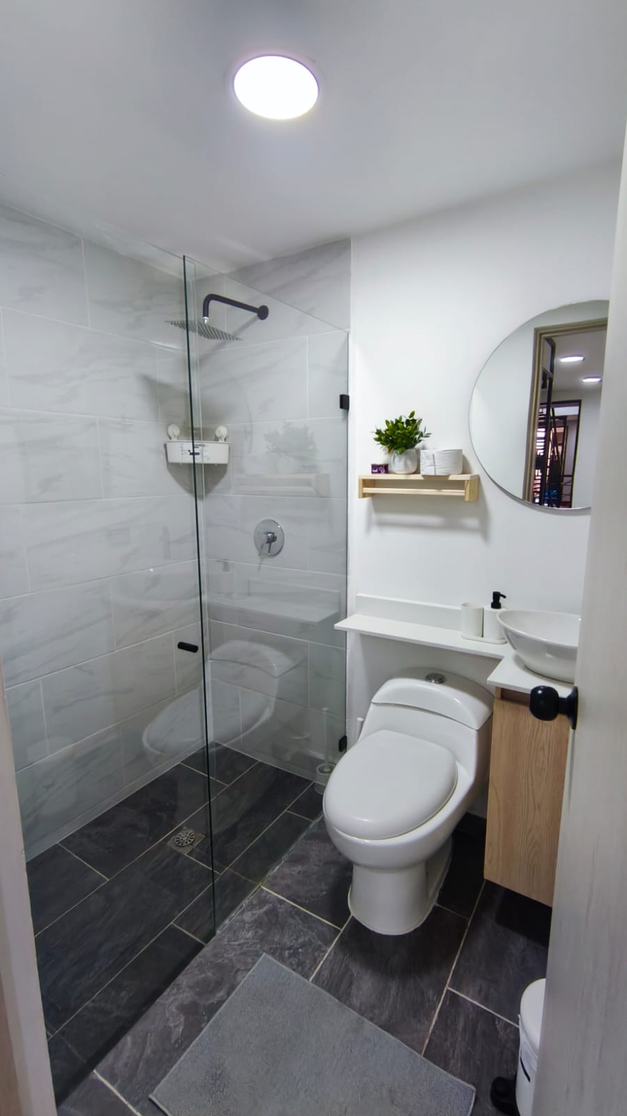 Se Arrienda Apartaestudio Amoblado, en San Javier, Medellín
