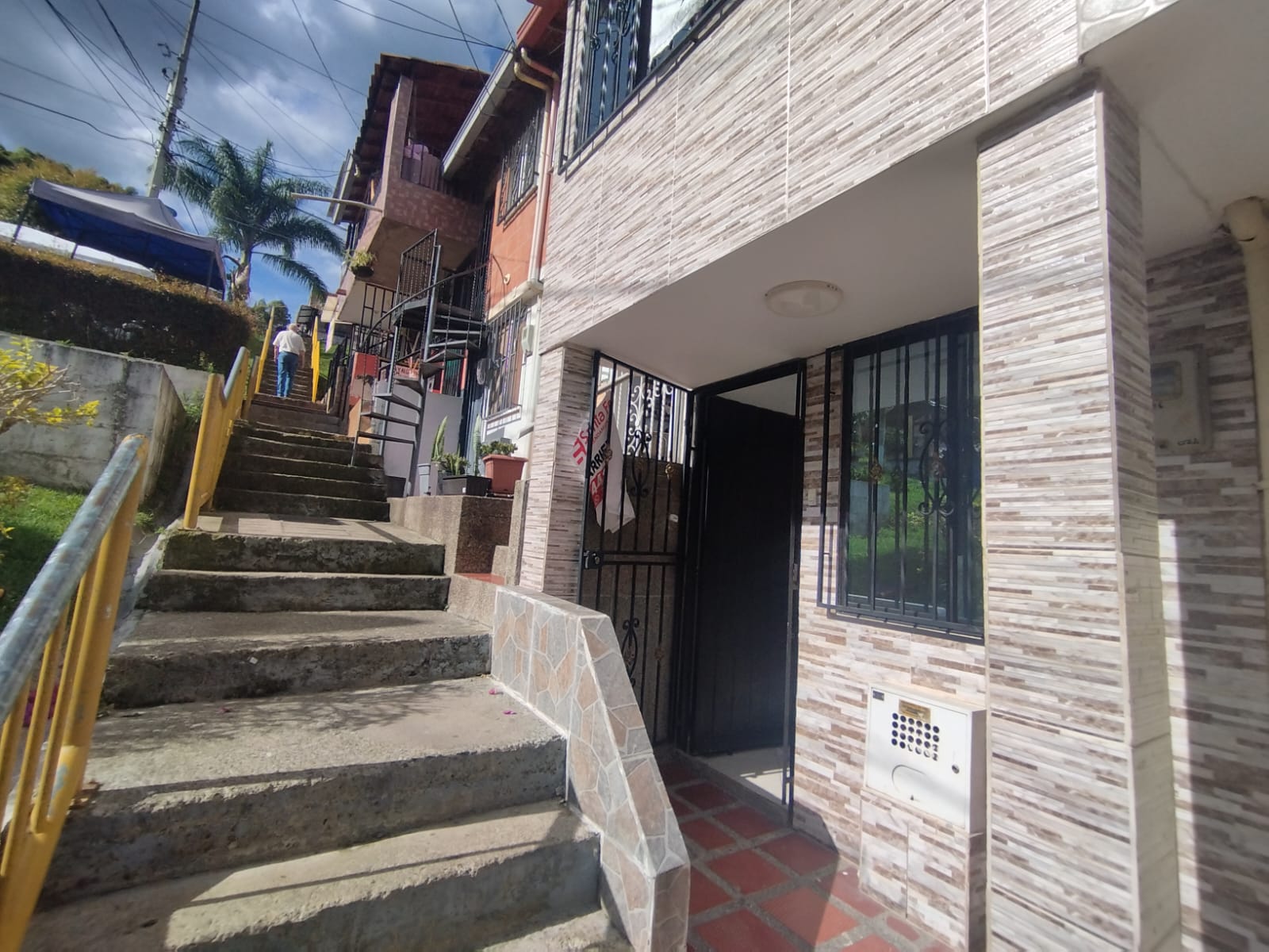 Se Arrienda Casa Unifamiliar en Robledo Santa Maria, Medellín