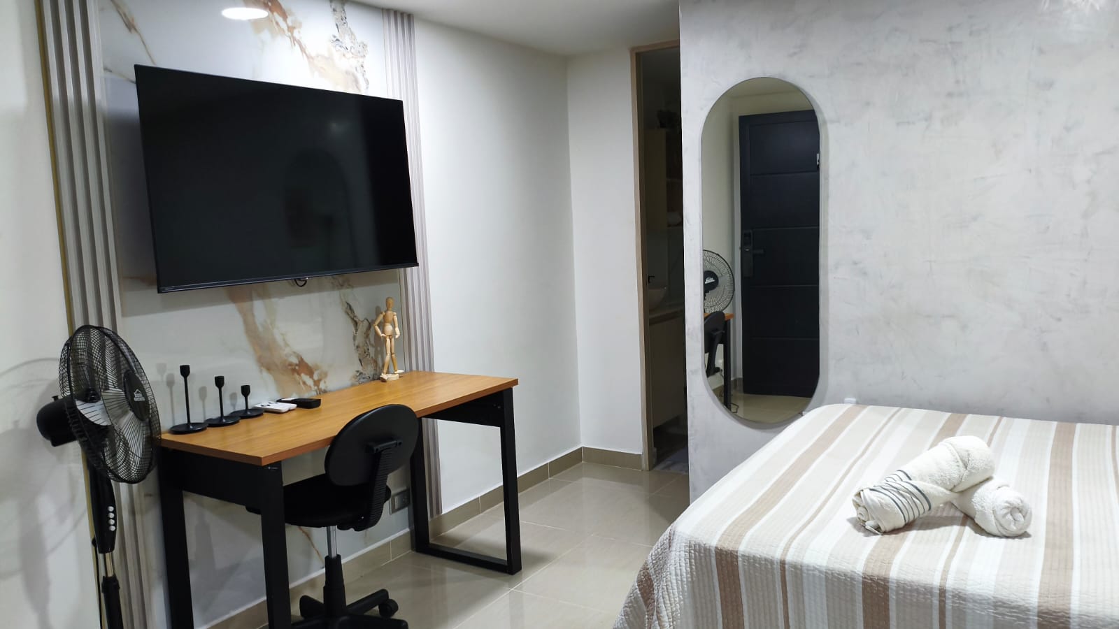 Se Arrienda Apartaestudio Amoblado, en San Javier, Medellín