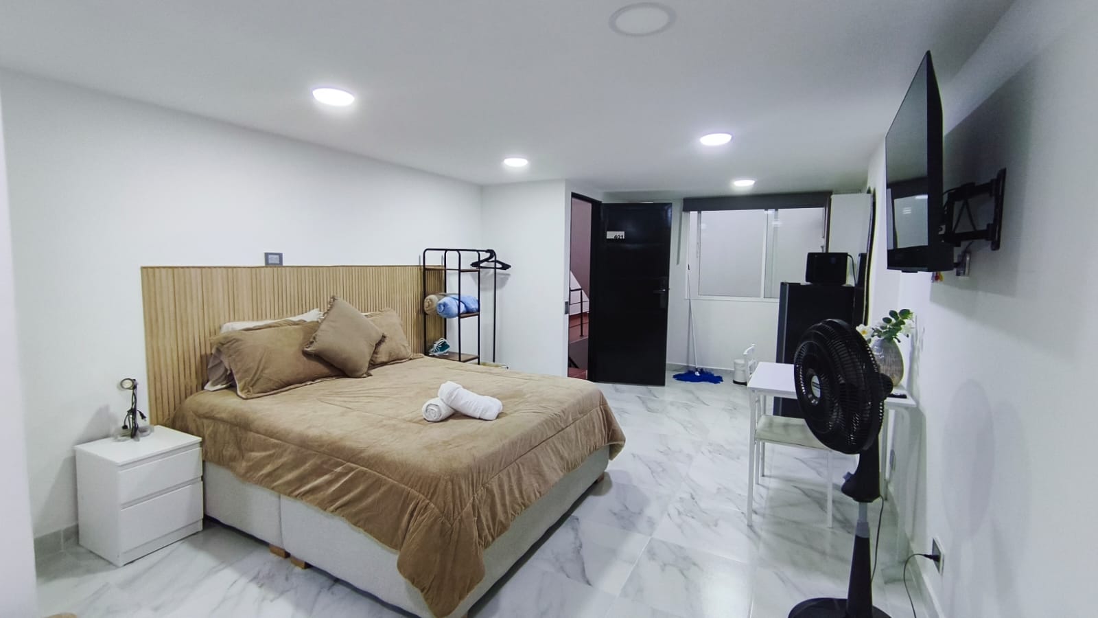 Se Arrienda Apartaestudio Amoblado, en San Javier, Medellín