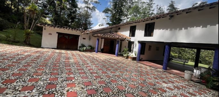 Se Arrienda Finca En Llano Grande, Antioquia