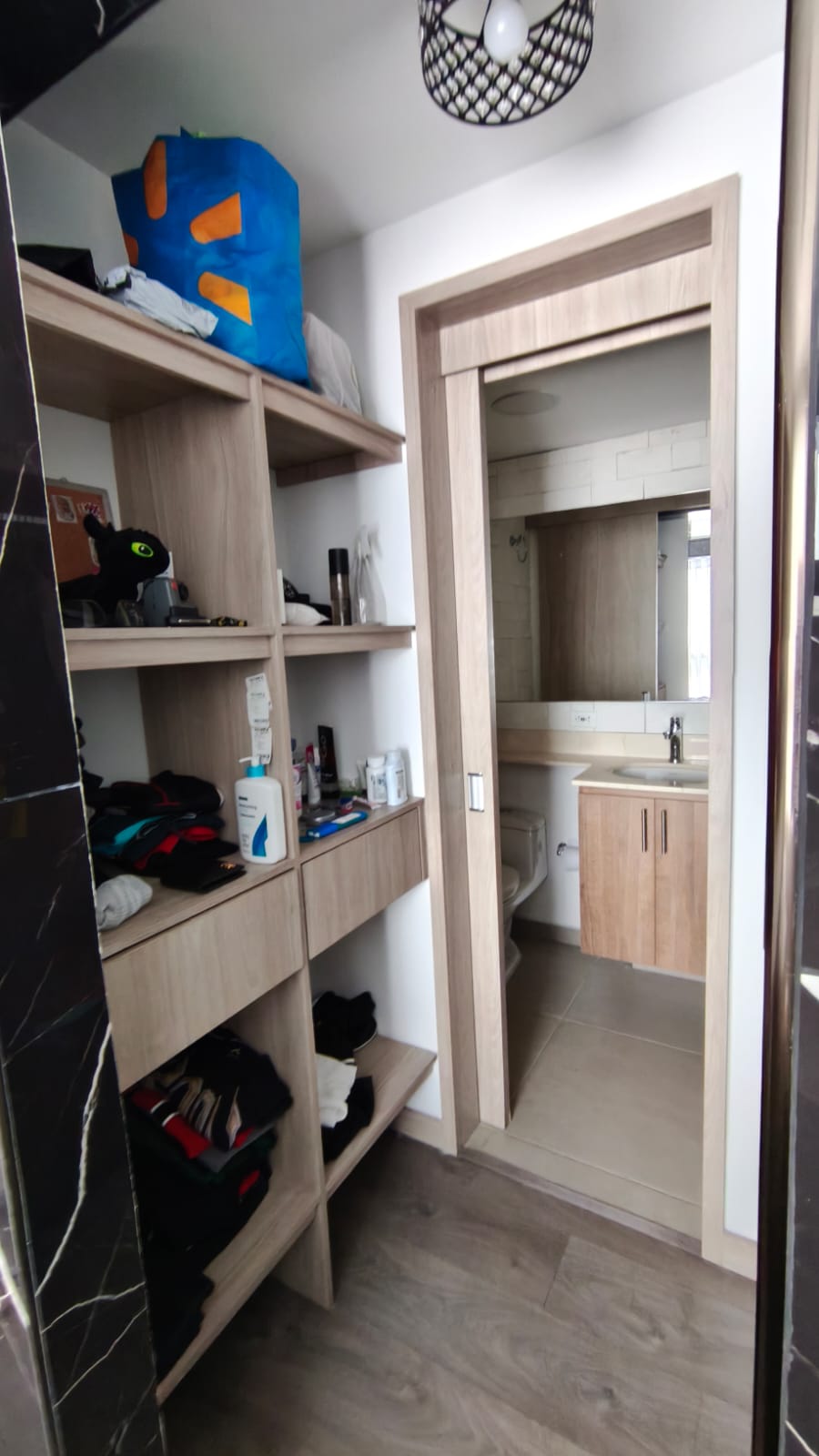 Se Arrienda Apartamento Amoblado en Casalanz Parte Alta, Medellín