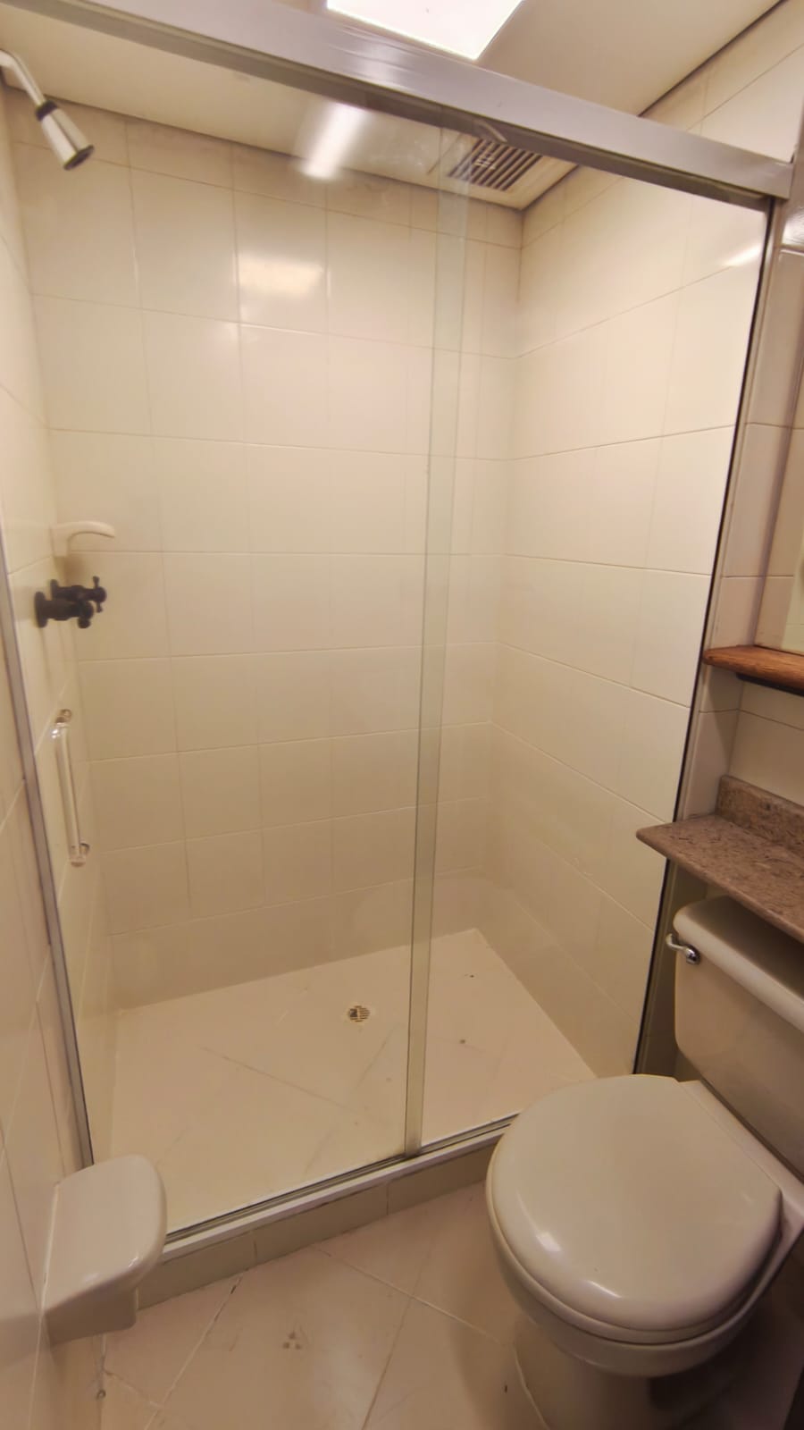 Se Arrienda Apartamento en la Loma de los Bernal, Medellín