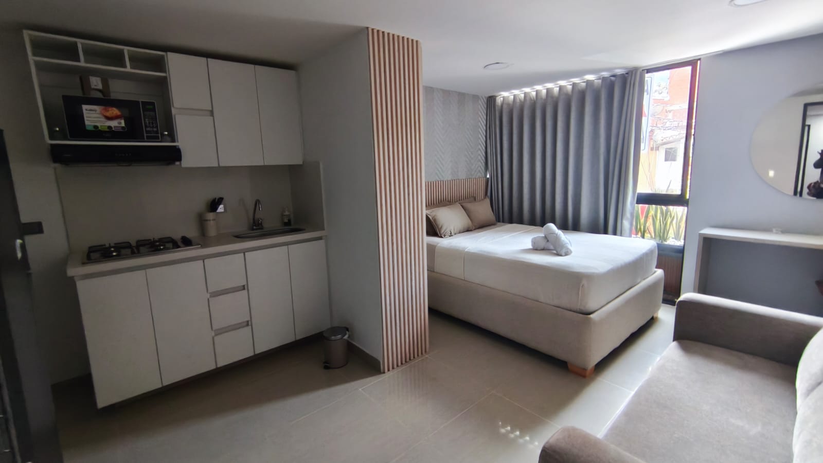 Se Arrienda Apartaestudio Amoblado, en San Javier, Medellín
