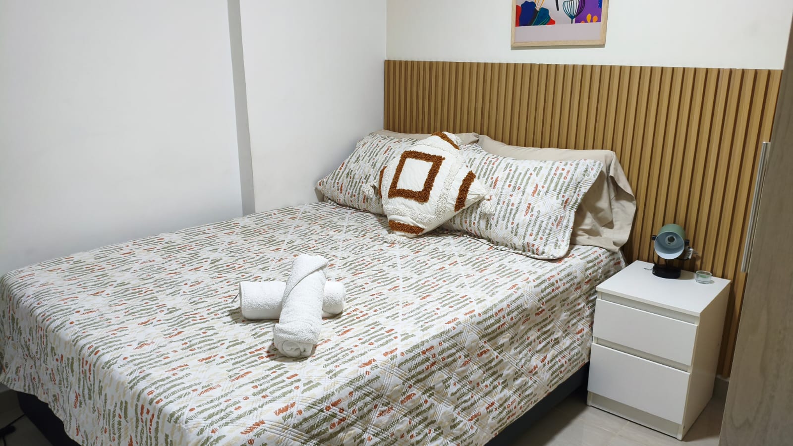 Se Arrienda Apartaestudio Amoblado, en San Javier, Medellín