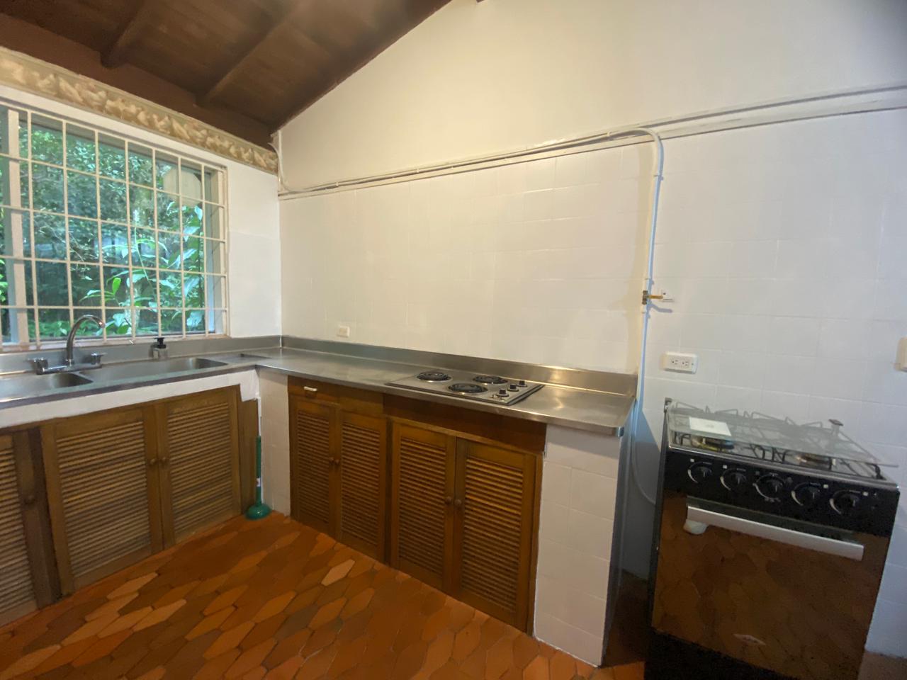 Se Arrienda Casa En El Poblado La Linde