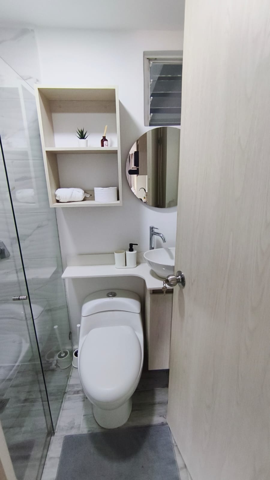 Se Arrienda Apartaestudio Amoblado, en San Javier, Medellín