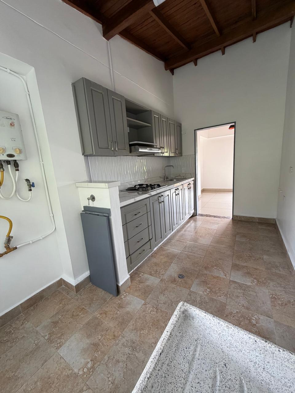 Se Arrienda Apartamento en Laureles La Castellana Medellín