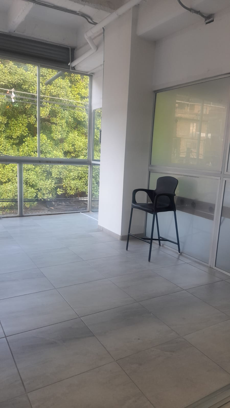 Se Arrienda Locales En Manrique Trasmayo, Medellin