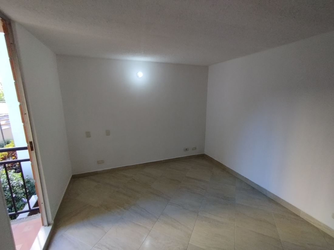 Se Vende Apartamento en Rodeo Alto, Medellín