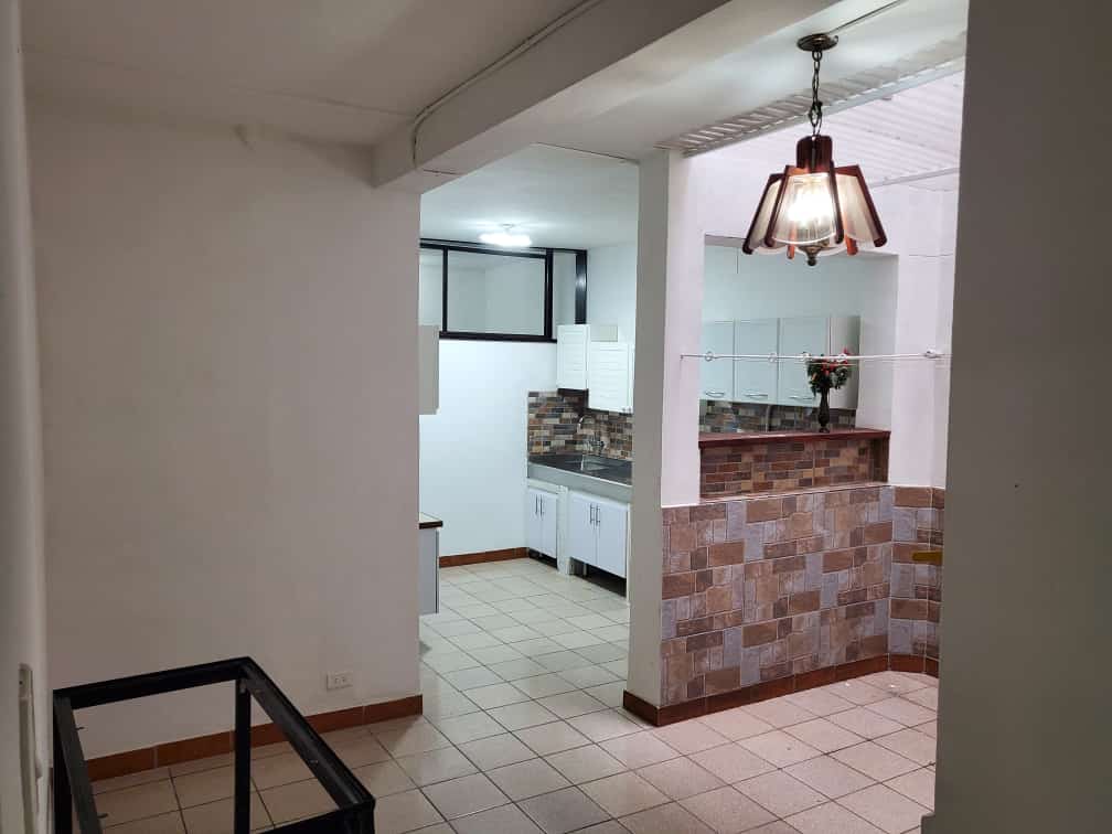 Se Vende Casa En Los Angeles, Medellin