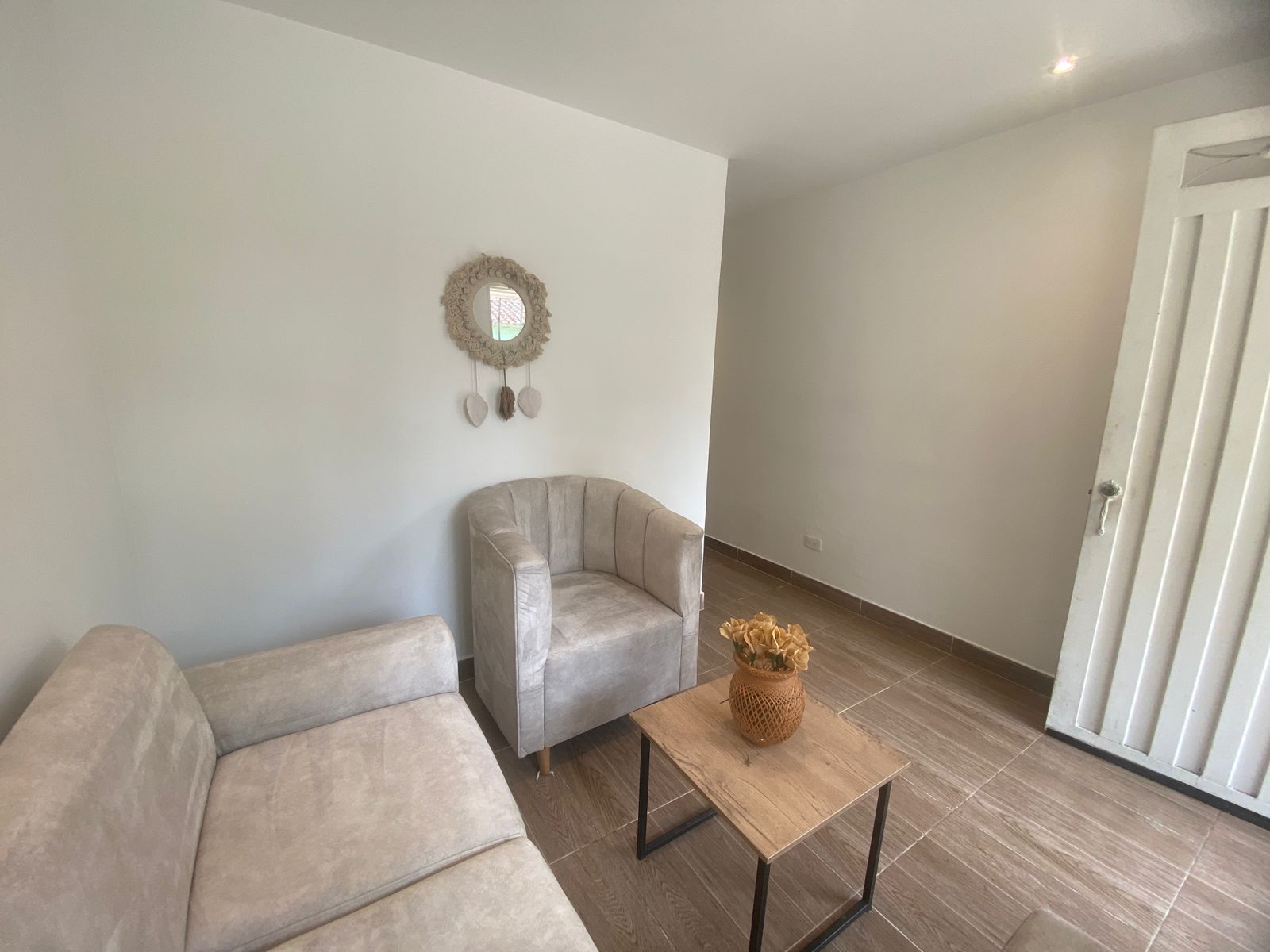 Apartaestudio Amoblado en Laureles, Estadio