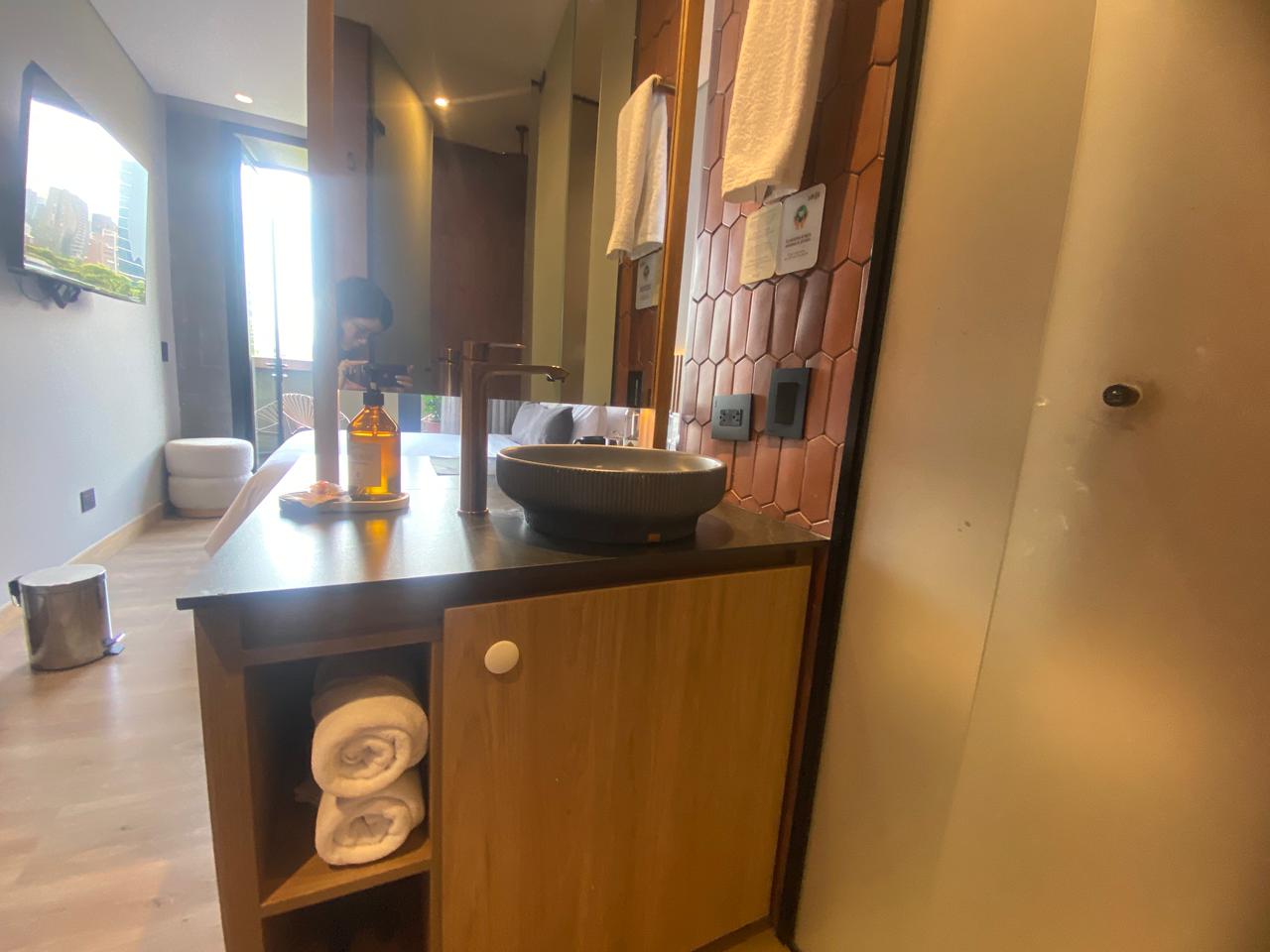 Lujosa Suite para la Venta en Hotel, Poblado, Medellín