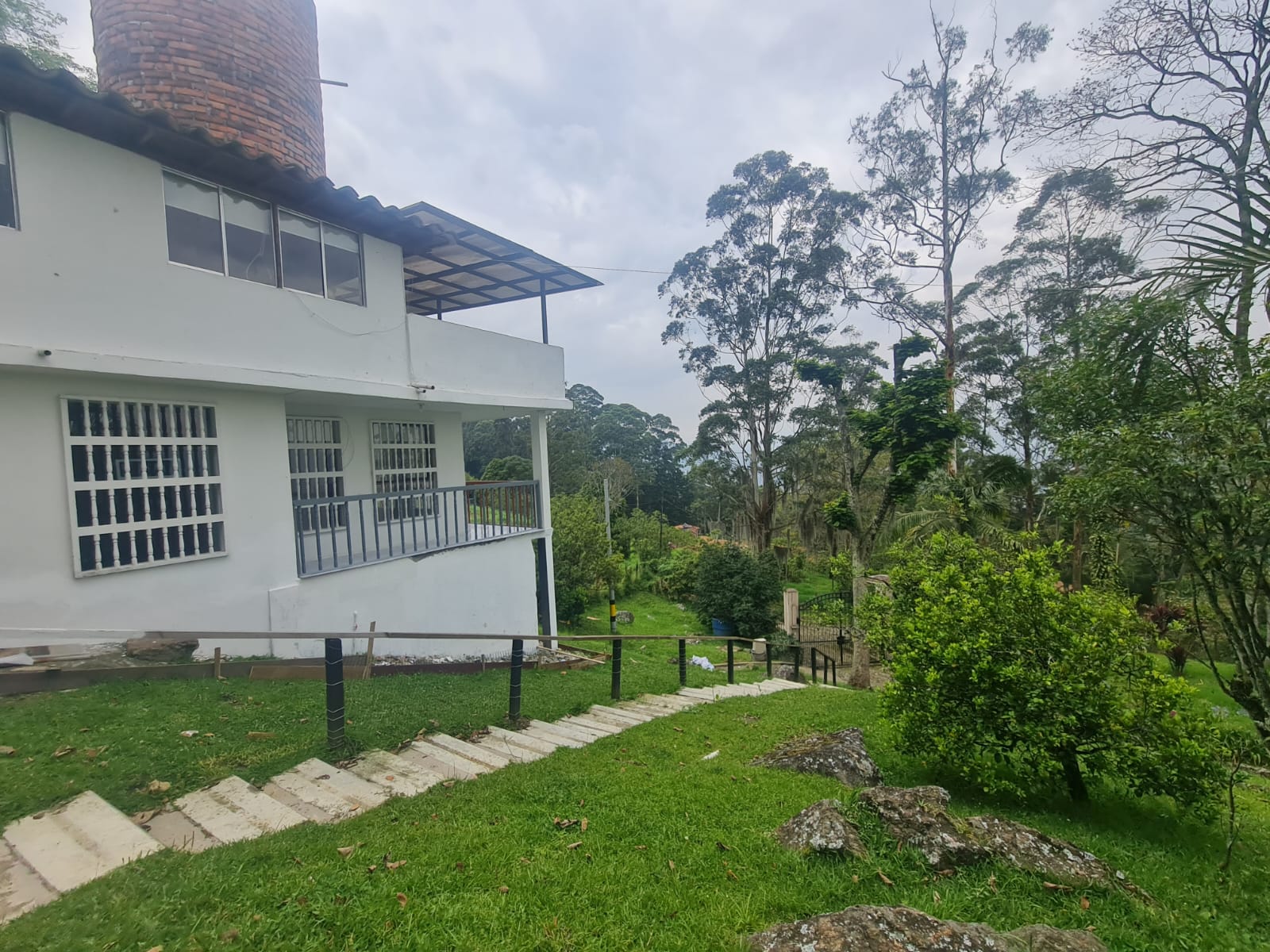 Se Arrienda Casa Campestre en el Poblado, Medellín
