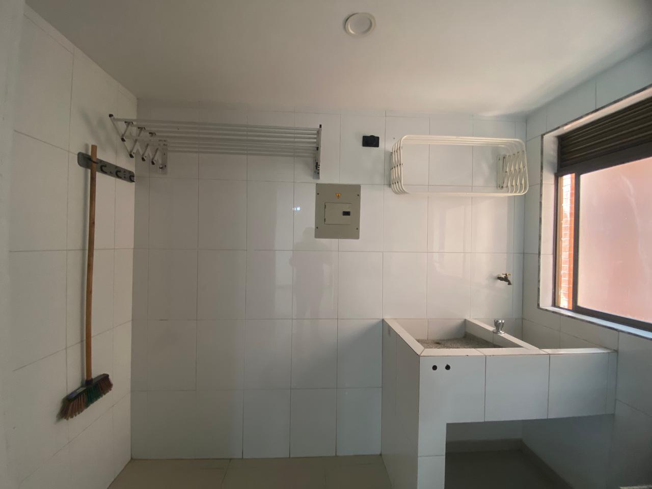 Moderno Apartamento para Arriendo en Robledo, Pilarica