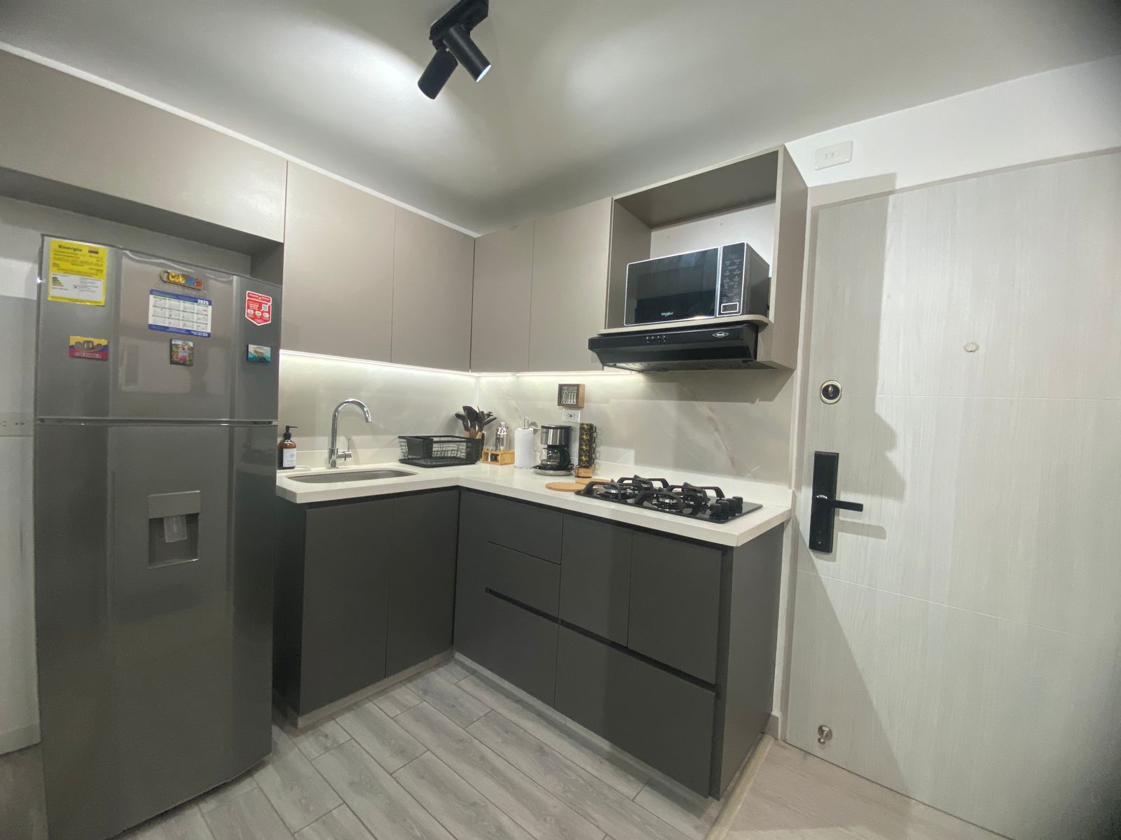 Apartaestudio para Arriendo sin Amoblar en La Floresta