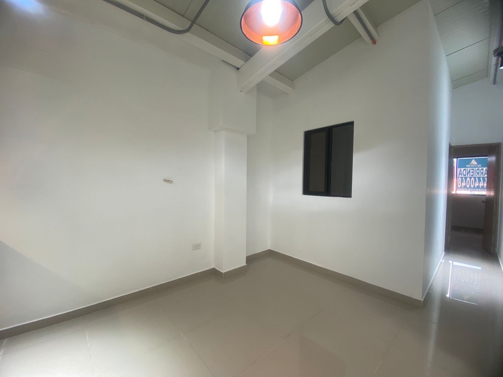 Iluminado Apartamento para Arriendo en Laureles, Estadio, Medellín