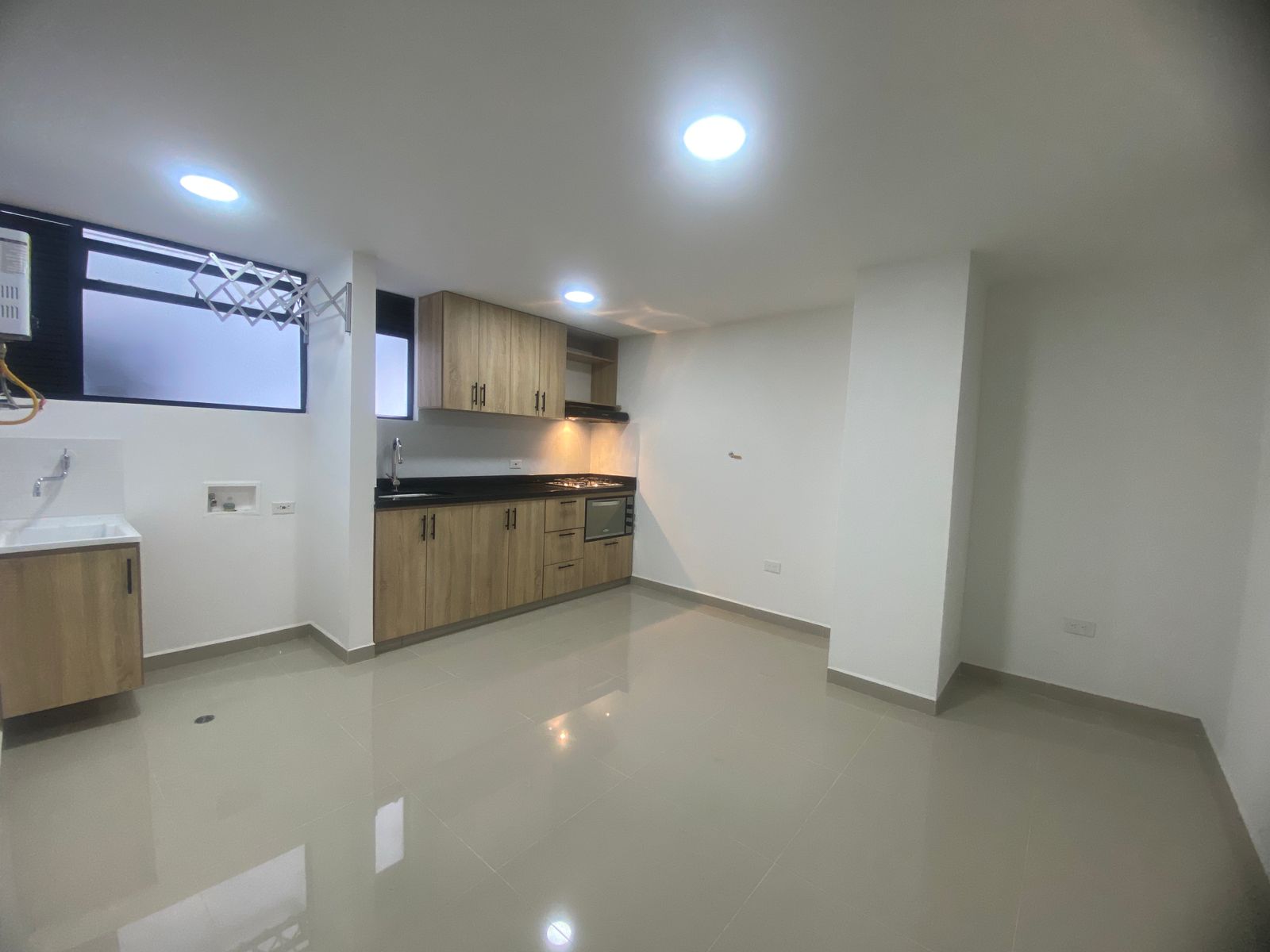 Apartamento para Arriendo Con Estratégica Ubicación en Laureles