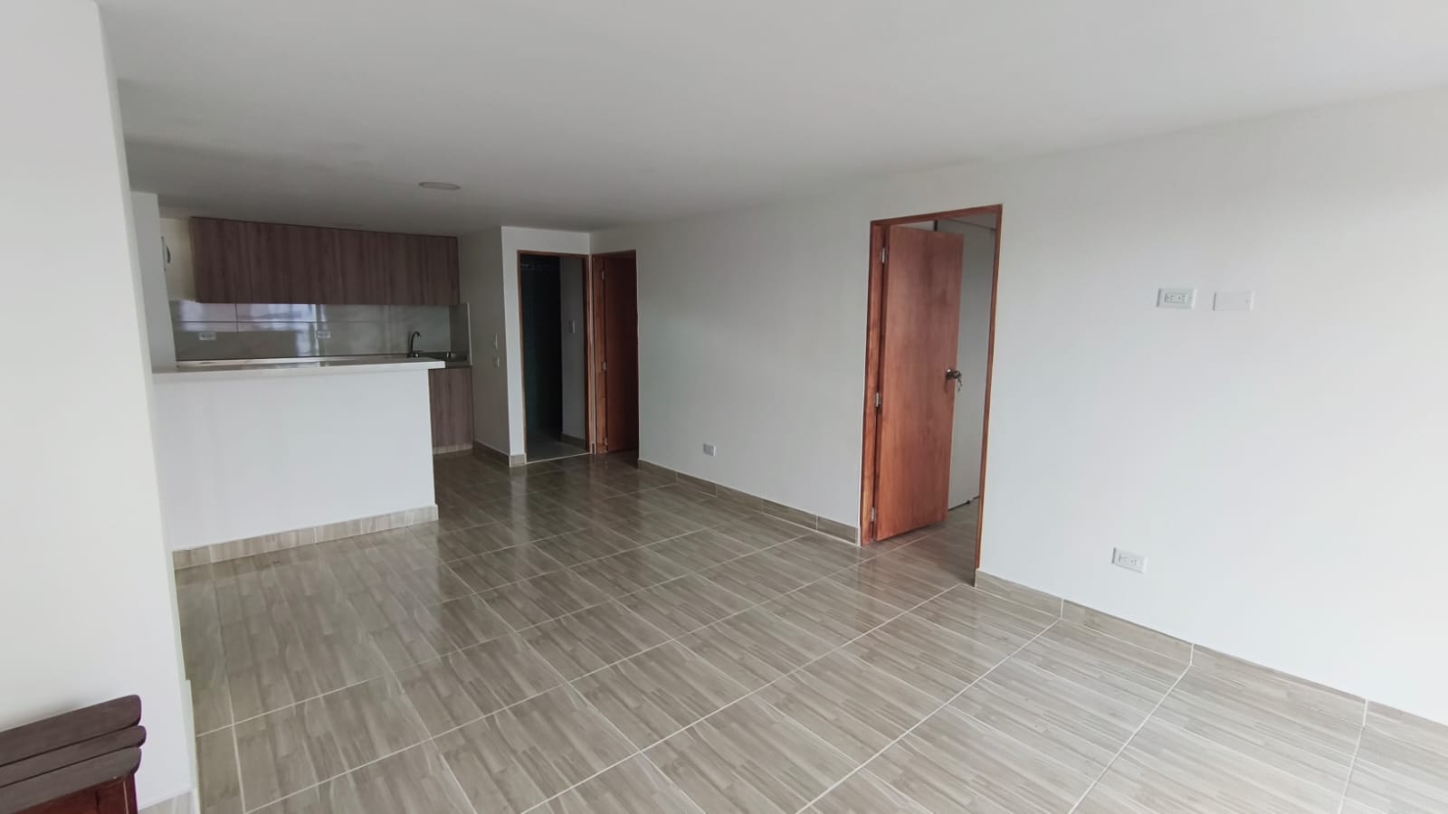 ARRIENDO DE APARTAMENTO EN ROBLEDO PAJARITO, MEDELLÍN