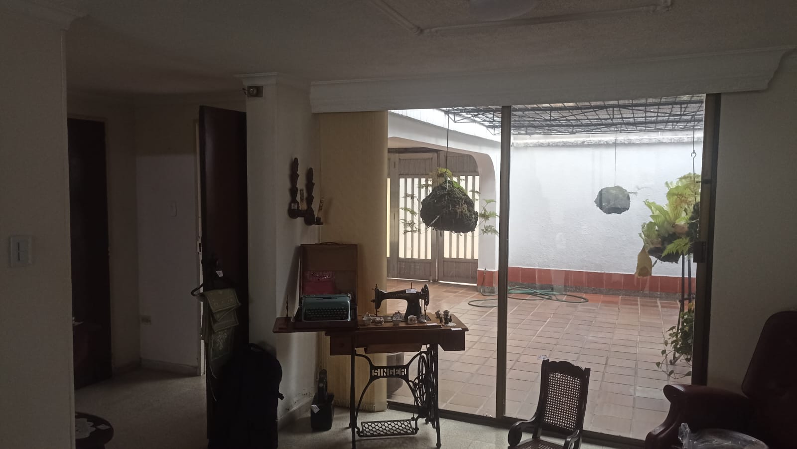 Amplia Casa para Arriendo en Laureles, Estadio