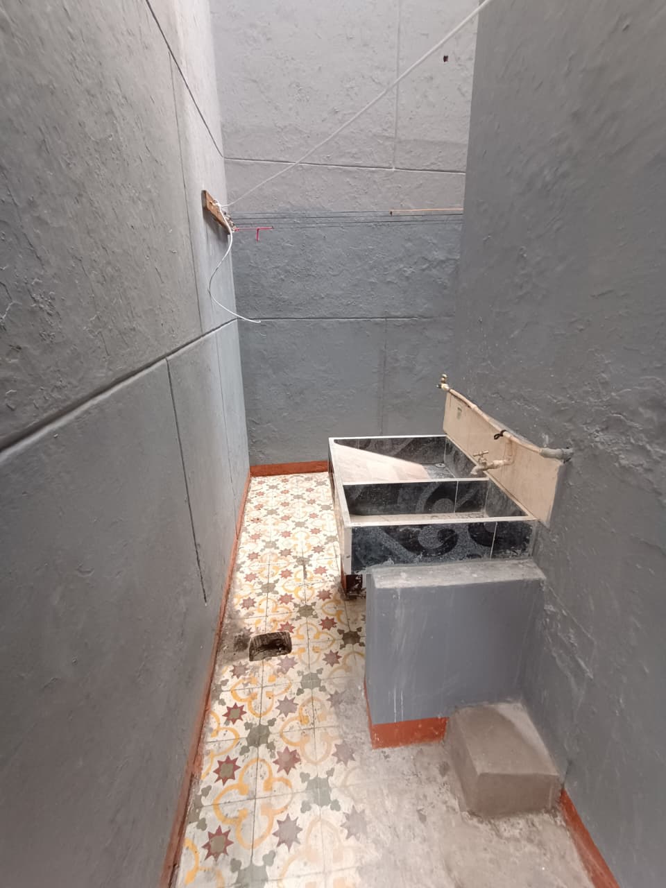 Se Arrienda Amplia Casa en El Salvador, Medellín
