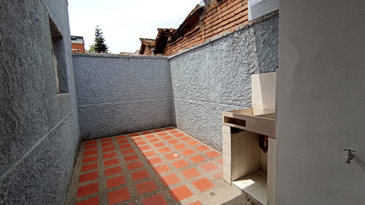 Se Arrienda Apartamento En Prado, Medellín