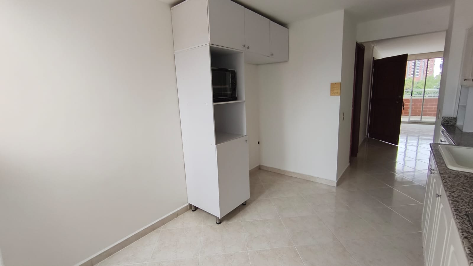 Se Arrienda Apartamento en los Colores, Medellín