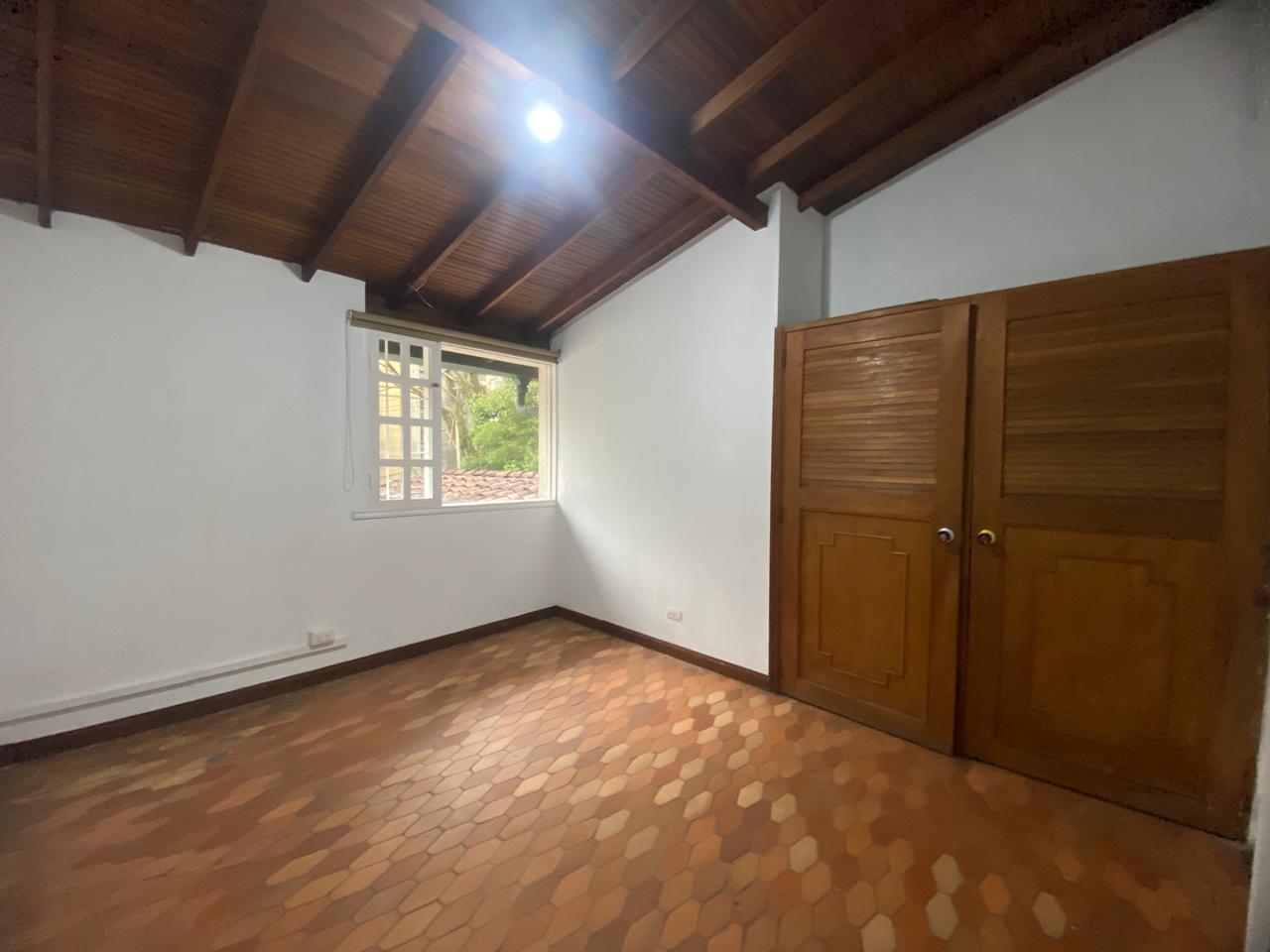 Se Arrienda Casa En El Poblado La Linde