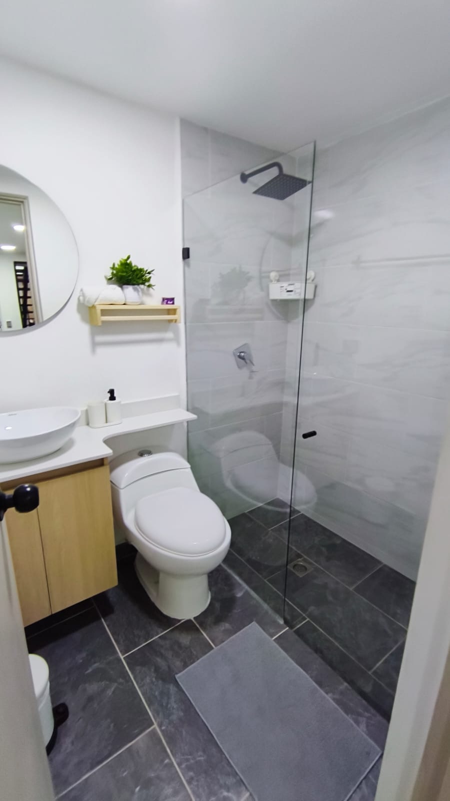 Se Arrienda Apartaestudio Amoblado, en San Javier, Medellín