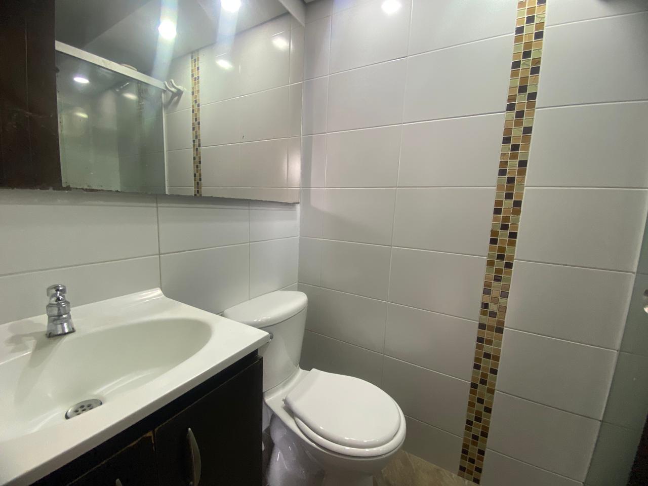 Se Arrienda Amplio e Iliminado Apartamento en Madera, Bello