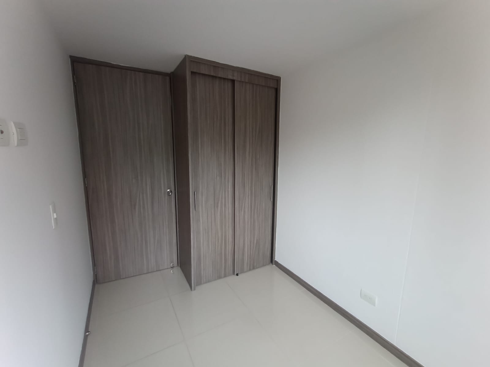 Se Arrienda Apartameto con Terraza en Pilarica, Medellín