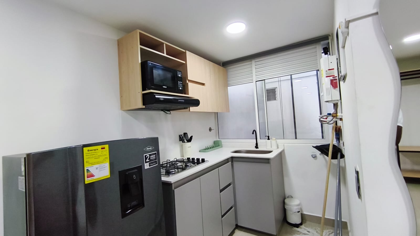 Se Arrienda Apartaestudio Amoblado, en San Javier, Medellín