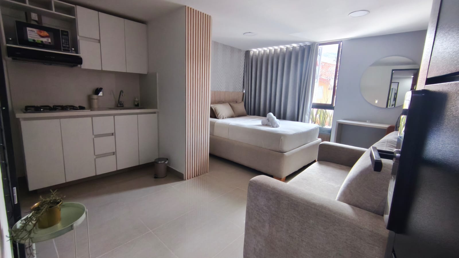 Se Arrienda Apartaestudio Amoblado, en San Javier, Medellín