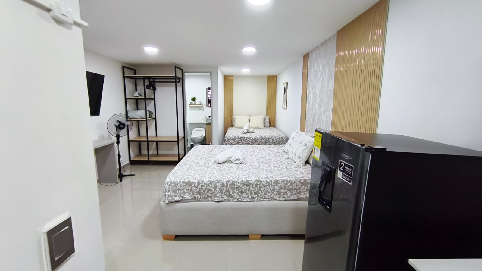 Se Arrienda Apartaestudio Amoblado, en San Javier, Medellín