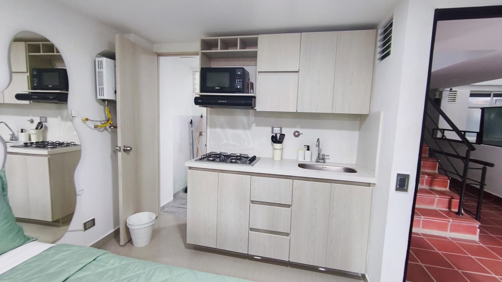 Se Arrienda Apartaestudio Amoblado, en San Javier, Medellín