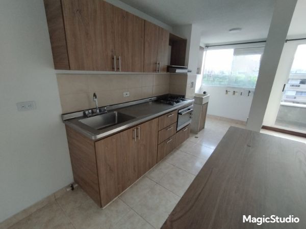 Se arrienda apartamento en Aires de Valencia,Estadio,Medellín