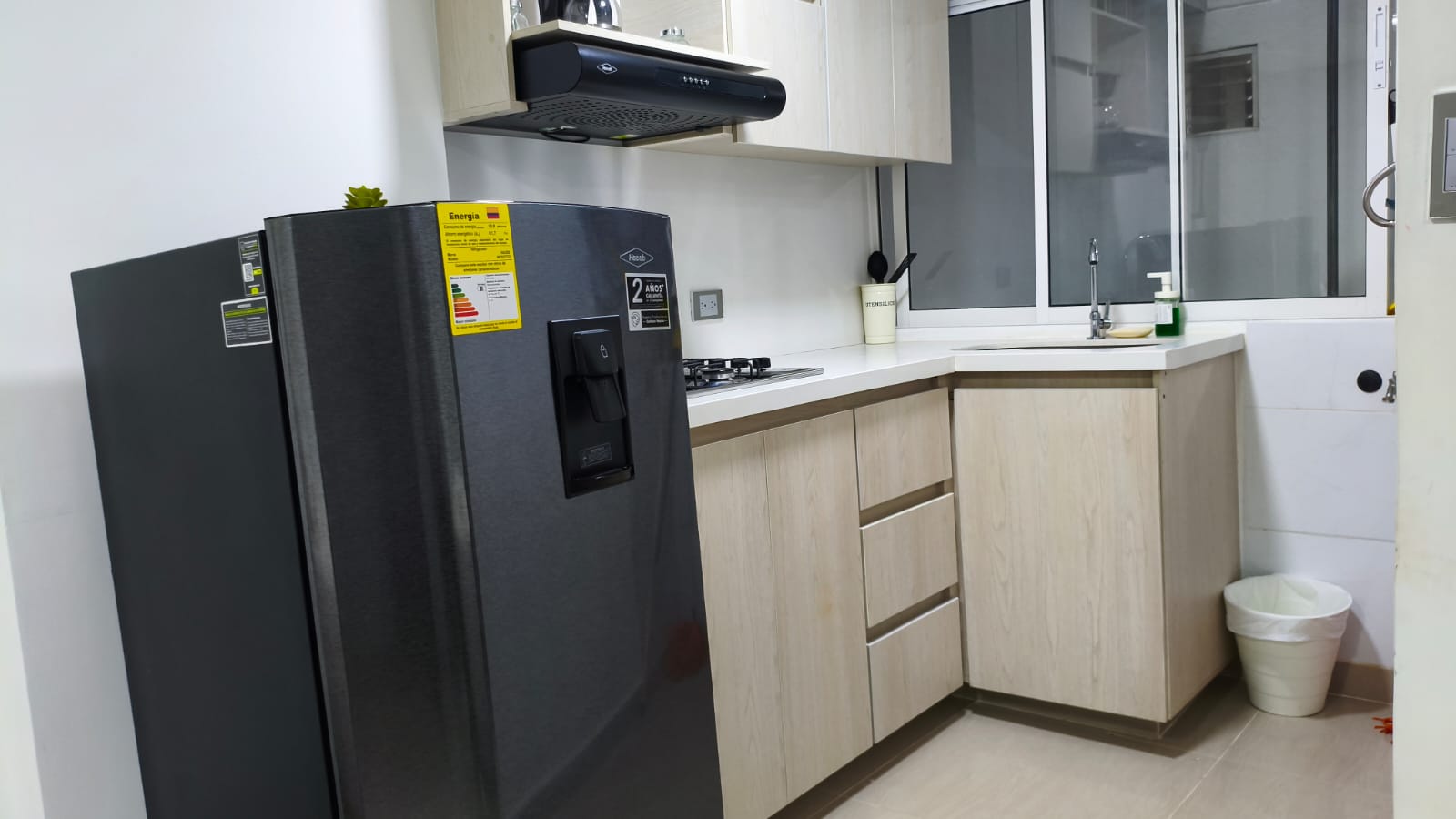 Se Arrienda Apartaestudio Amoblado, en San Javier, Medellín