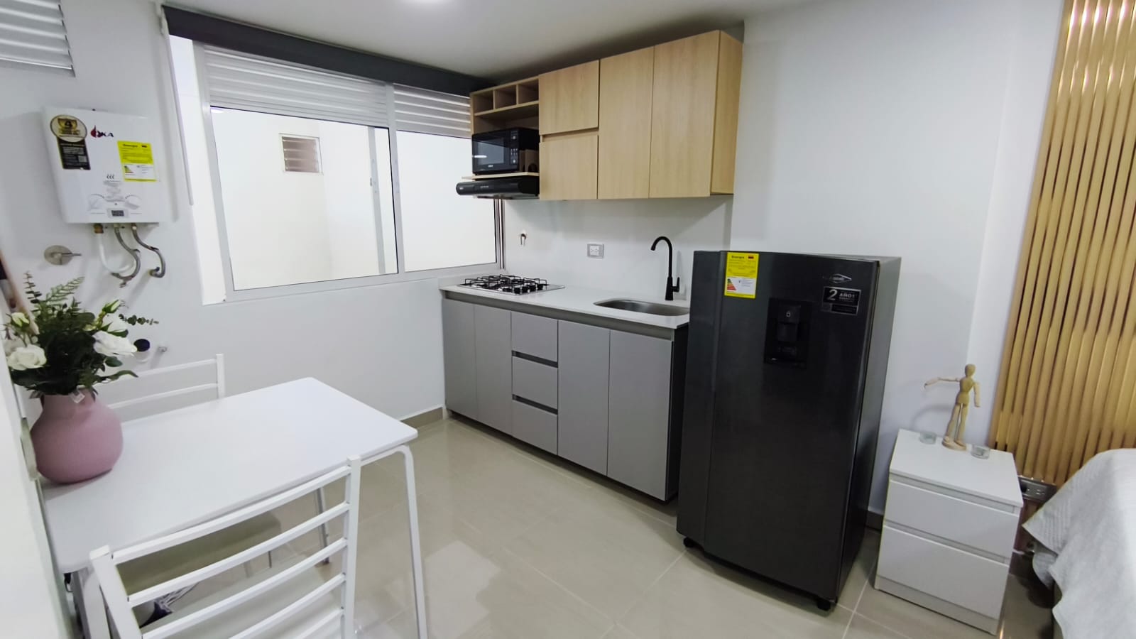 Se Arrienda Apartaestudio Amoblado, en San Javier, Medellín