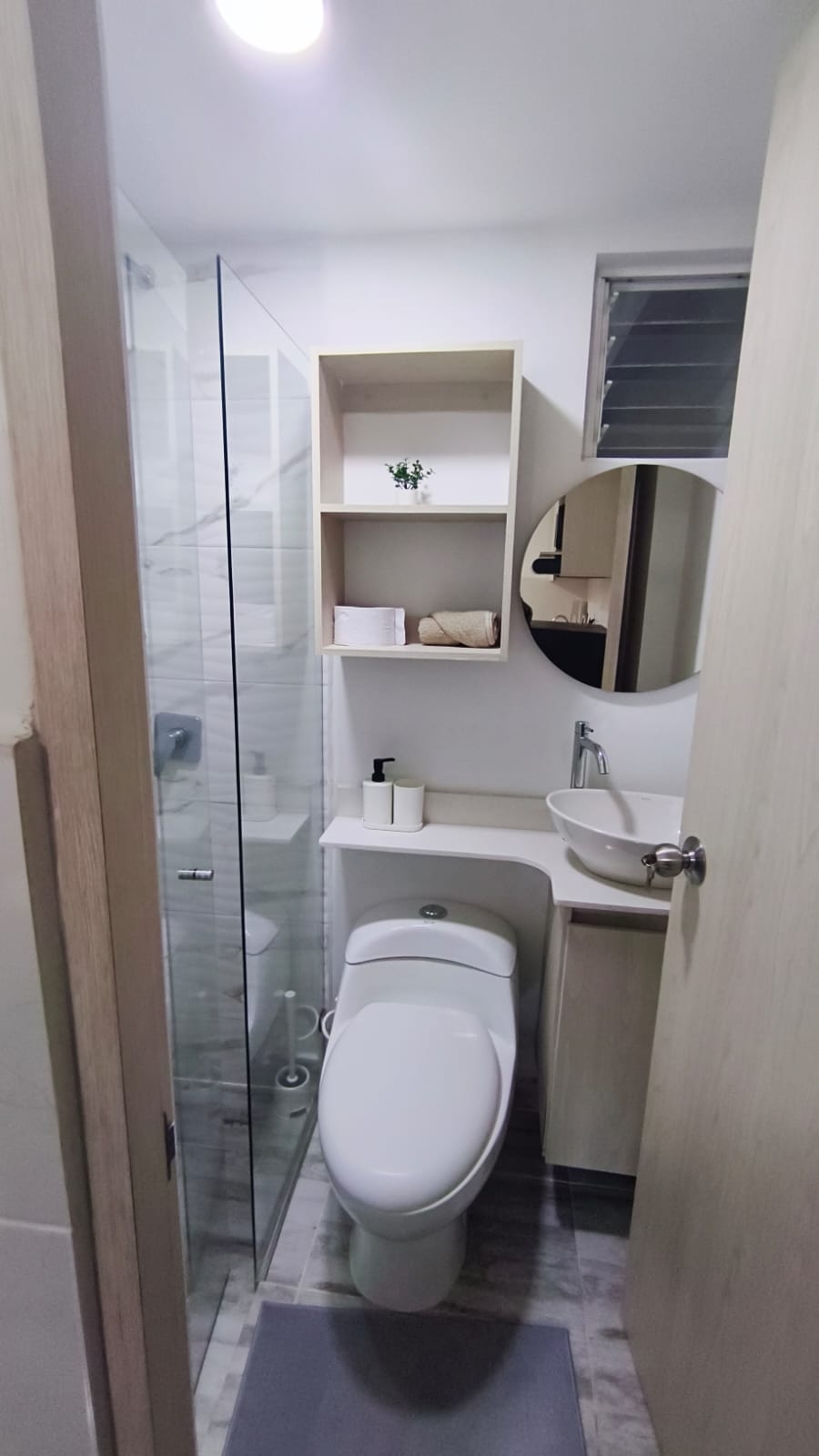 Se Arrienda Apartaestudio Amoblado, en San Javier, Medellín