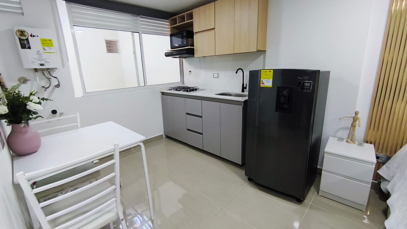 Se Arrienda Apartaestudio Amoblado, en San Javier, Medellín