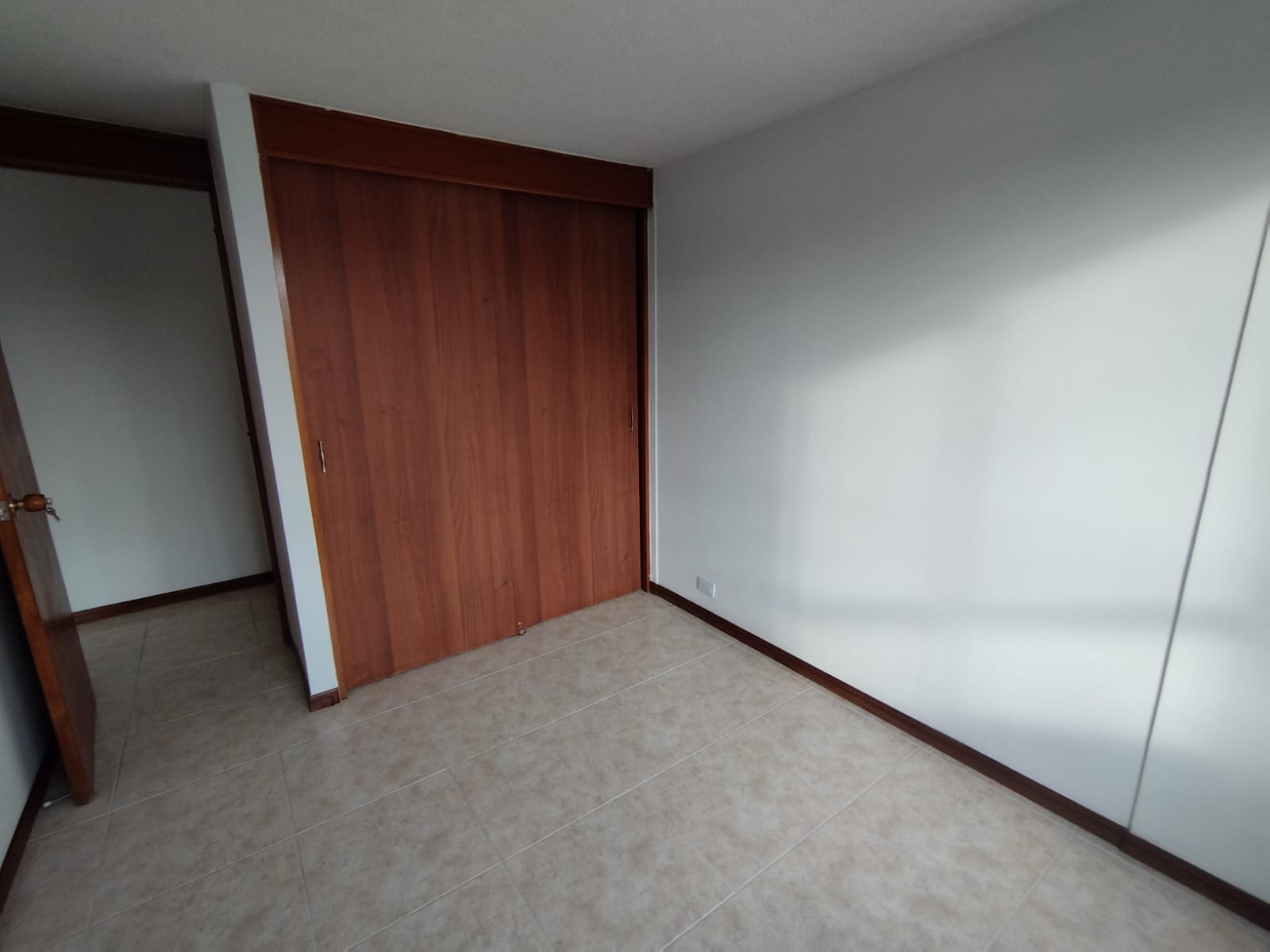 Se arrienda apartamento en Aires de Valencia,Estadio,Medellín