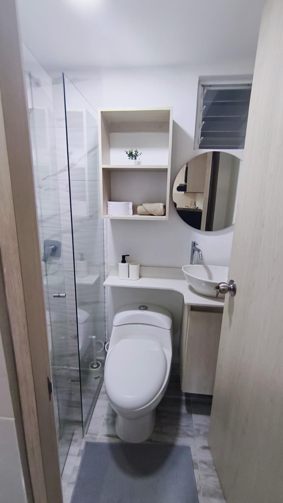 Se Arrienda Apartaestudio Amoblado, en San Javier, Medellín