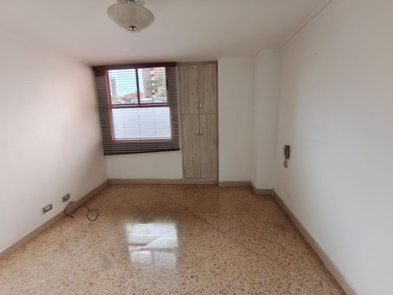 Se Arrienda Apartamento en el Laureles, Medellín