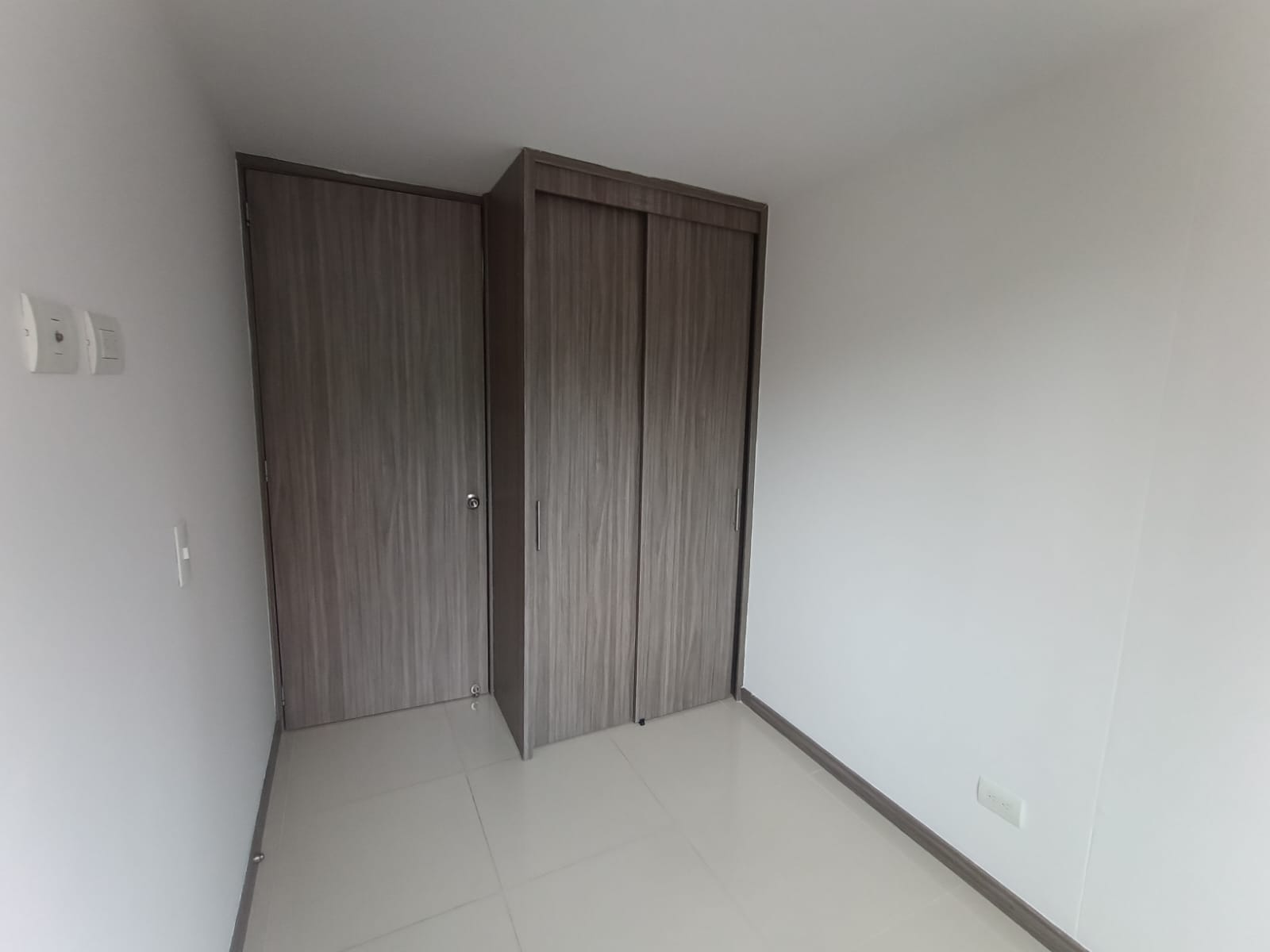 Se Arrienda Apartameto con Terraza en Pilarica, Medellín