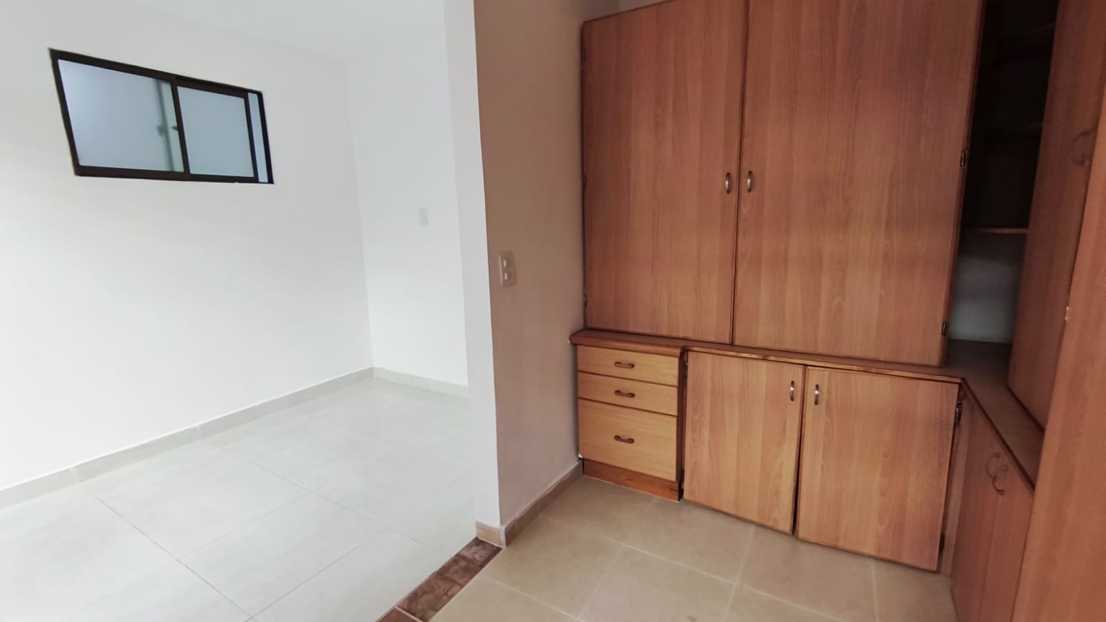 Se Arrienda Casa en Primer Piso en la Castellana, Medellín
